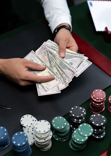 iGaming in 2025: Why Slots, Poker & Betting Are Evolving Fast