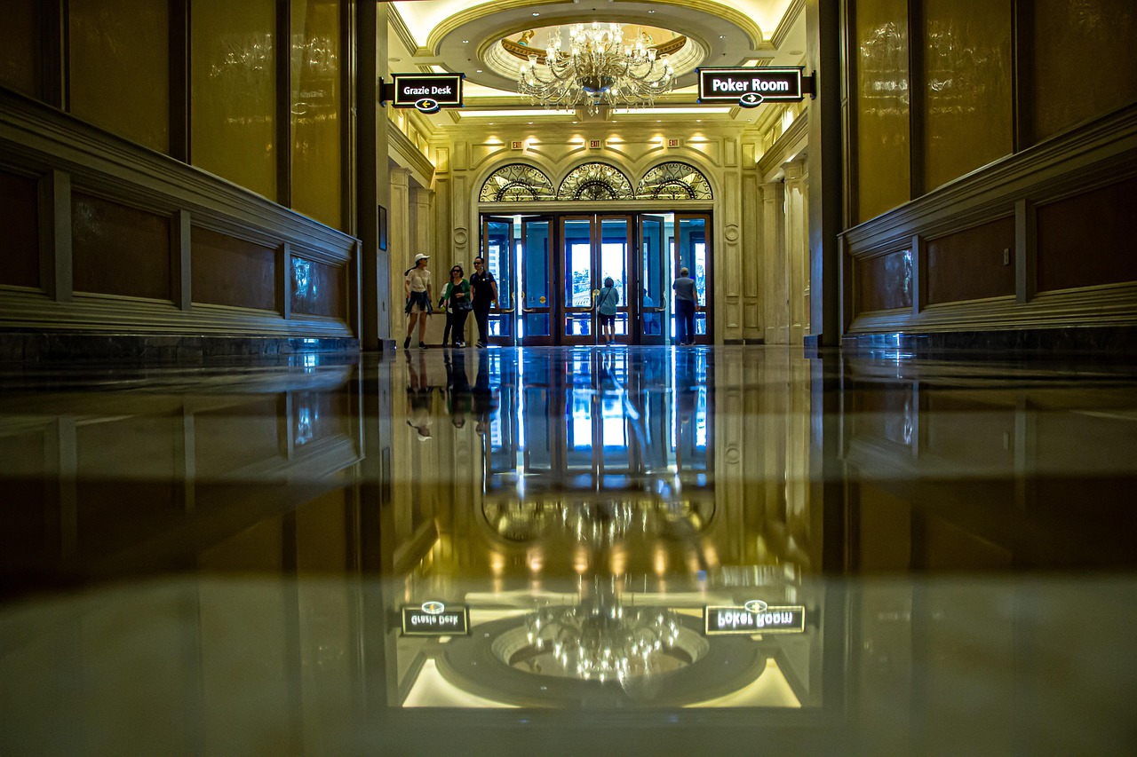 The iGaming Edge: Smarter Play in Slots, Poker, and Betting